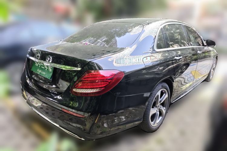 Used Mercedes-Benz E-Class 2017 E 300 L Sporty and Stylish Model
