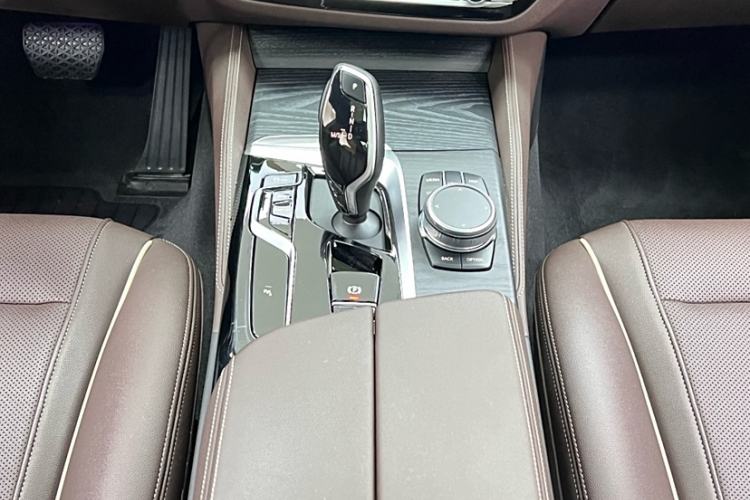 Used BMW 5 Series 2022 530Li Leading Model M Sport Package