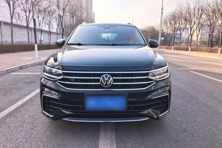 Used Volkswagen Tiguan L 2023 330TSI Automatic Two-Wheel Drive R-Line Enjoyment Edition
