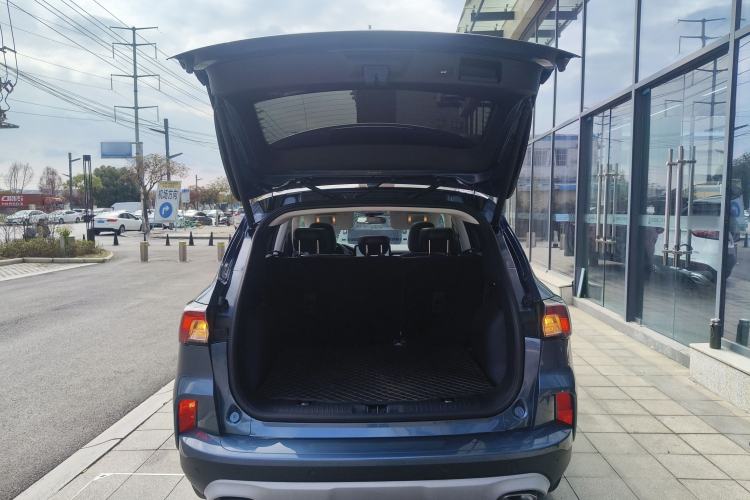 Used Ford Escape 2020 EcoBoost 245 Two-Wheel-Drive Titanium Edition