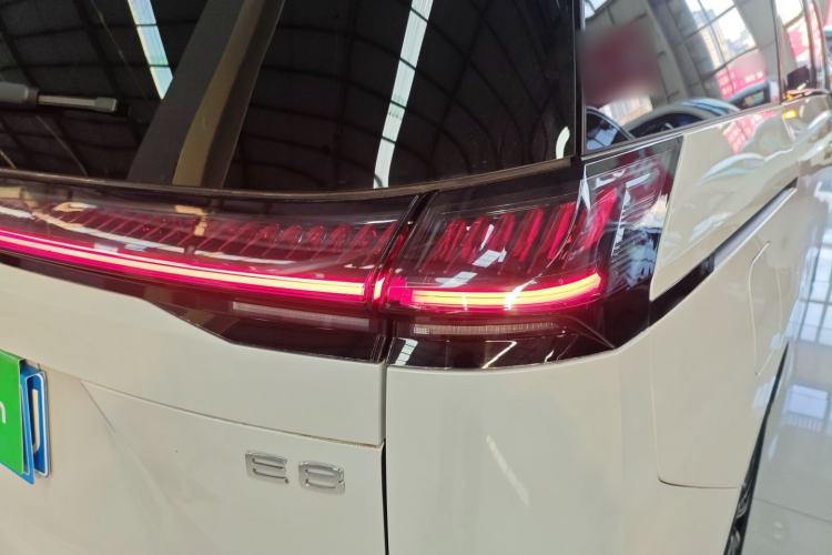 Used GAC Trumpchi Trumpchi E8 2024 Honor Series 2.0L Honor Edition