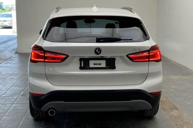 Used BMW X1 2016 sDrive18Li Premium Edition
