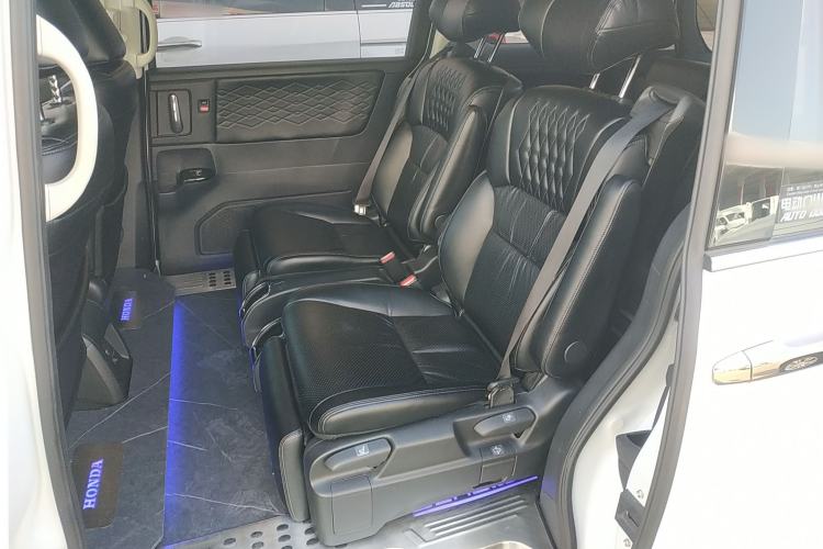 Used Honda Odyssey 2024 2.0L eHEV Sharp & Enjoy Edition
