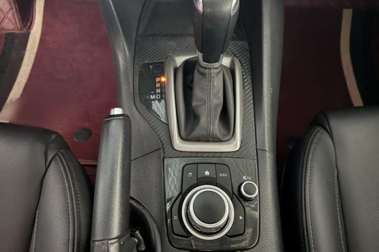 Used Mazda Mazda 3 Axela 2017 Sedan 1.5L Automatic Comfort Model Emission Standard China V
