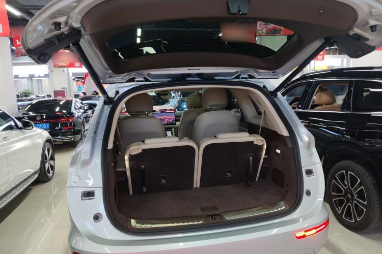 Used Hima AITO M7 2024 1.5T Intelligent Driving Rear-Drive Pro Version 6 Seats
