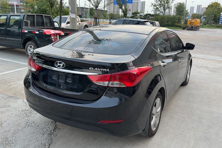 Used Hyundai Elantra 2013 1.6L Automatic Luxury Model

