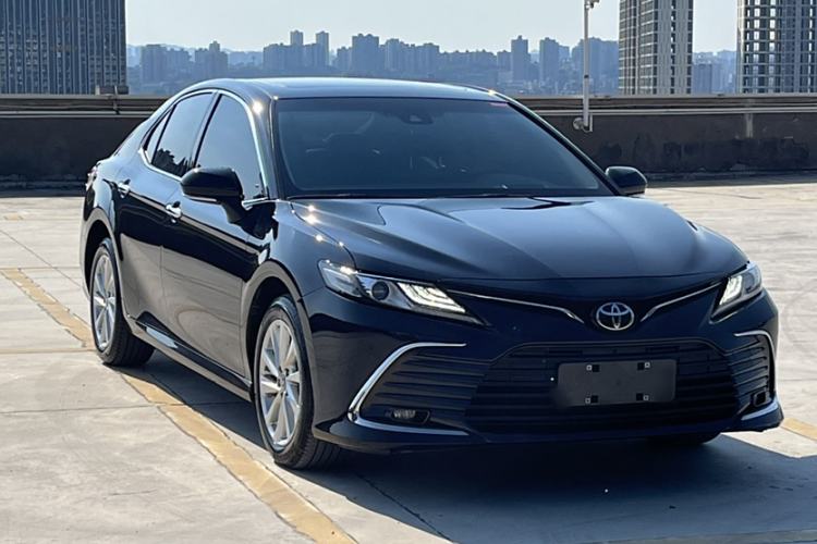 Used Toyota Camry 2021 2.0G Luxury Edition
