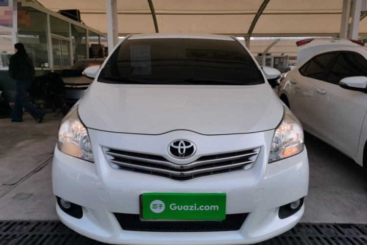 Used Toyota Verso 2014 Starlight 180E CVT Elite Edition
