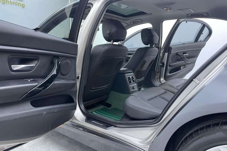 Used BMW 3 Series 2017 320Li xDrive Fashion Model
