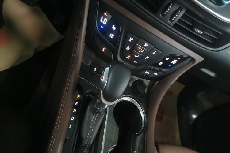 Used Buick Envision 2016 28T Four-Wheel Drive Luxury Model
