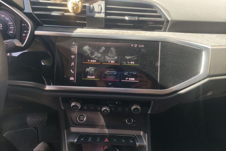 Used Audi Q3 2021 35 TFSI Fashion Dynamic Model
