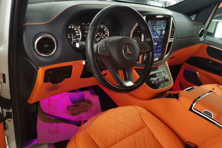 Used Mercedes-Benz Vito 2018 2.0T Business Version China VI Emission Standard
