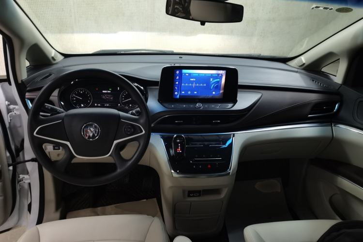 Used Buick GL8 2023 Land Executive Class Comfort Model