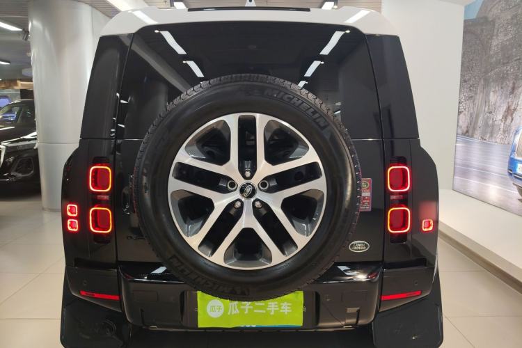 Used Land Rover Defender 2023 90 3.0T P400 XS
