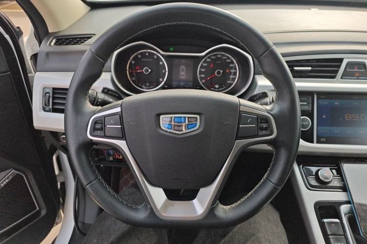 Used Geely Auto Emgrand X7 Sport 2016 2.0L Manual ZhiShang Version
