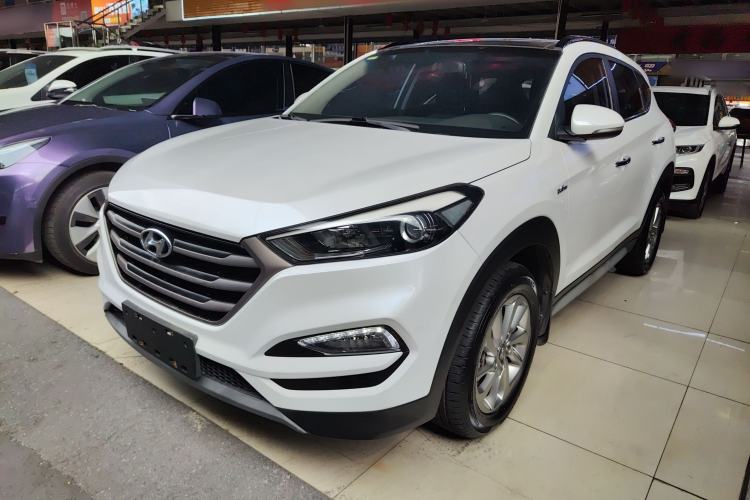 Used Hyundai Tucson 2018 1.6T Dual-Clutch Two-Wheel Drive 15th Anniversary Special Edition