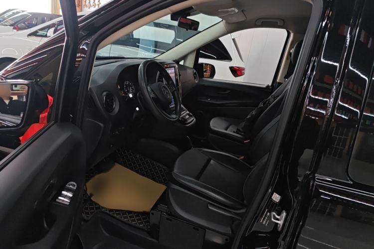 Used Mercedes-Benz Vito 2021 2.0T Elite Version 7 Seats
