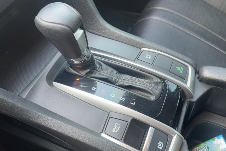 Used Honda Civic 2016 220TURBO CVT Luxury Edition
