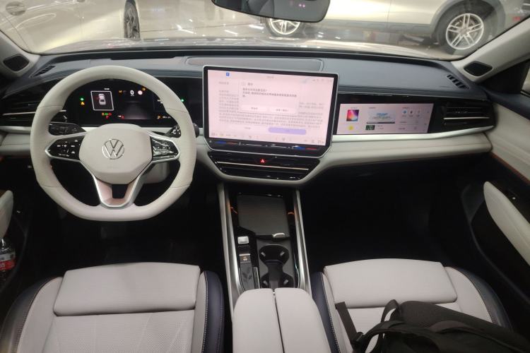 Used Volkswagen Passat 2025 Pro 380TSI Starry Dragon Luxury Edition
