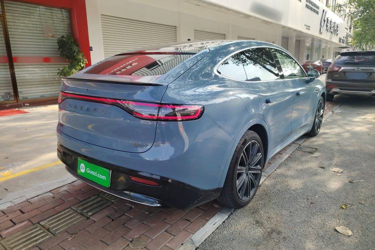 Used Hima Luxeed R7 2024 All-Electric 667 km Max
