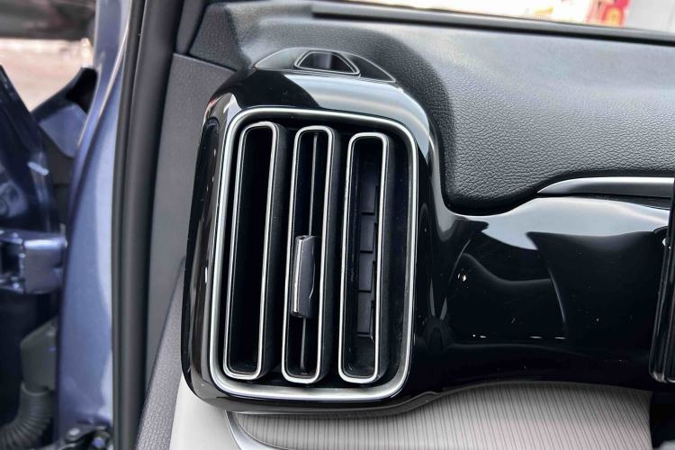 Used BYD Song Pro New Energy 2024 HONOR Edition DM-i 71KM Navigation Model