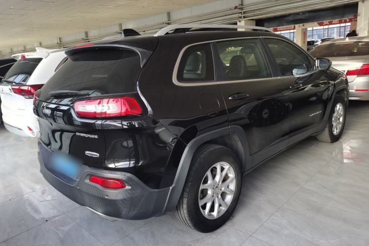 Used  Cherokee 2016 2.4L Professional Smart Version