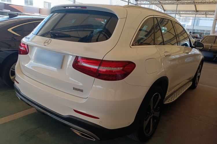 Used Mercedes-Benz GLC 2018 Facelift GLC 260 4MATIC Luxury Edition
