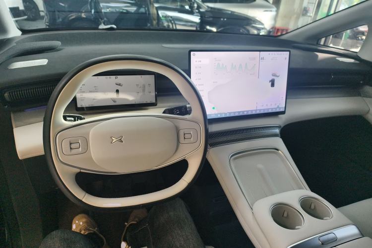 Used XPeng X9 2024 702 Ultra-Long Range Pro
