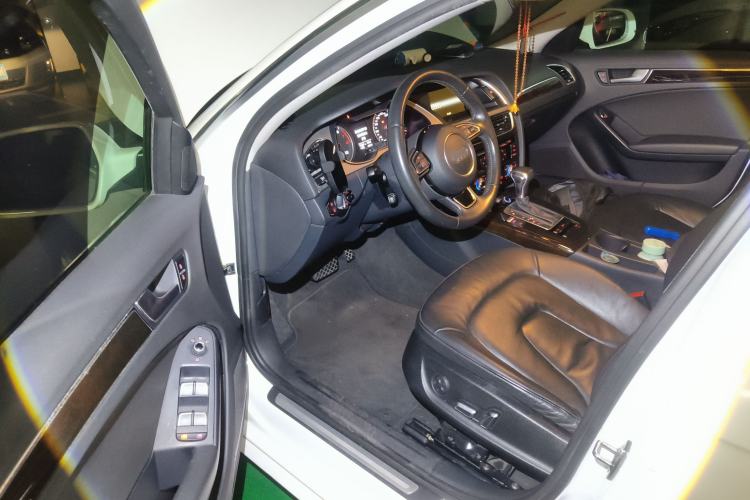 Used Audi A4L 2015 35 TFSI Automatic Comfort Model
