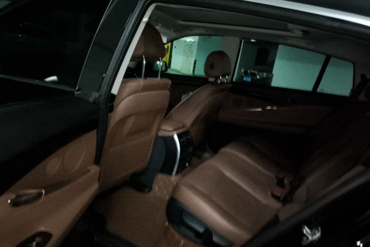 Used BMW 5 Series GT 2014 528i Leading Model