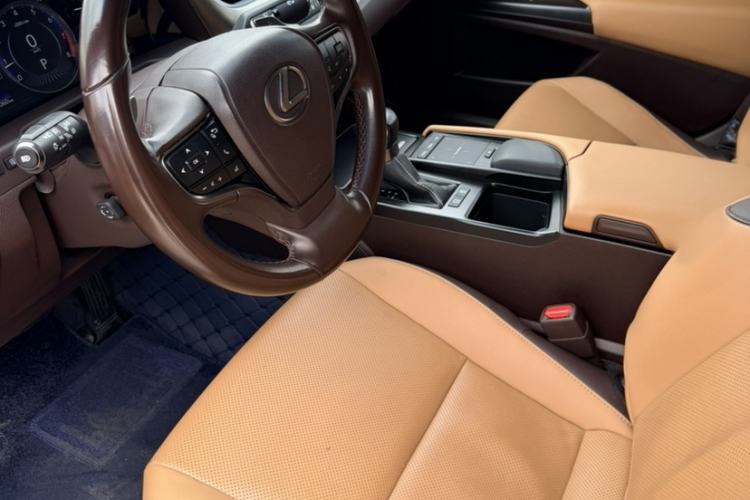 Used Lexus ES 2020 200 Excellence Edition
