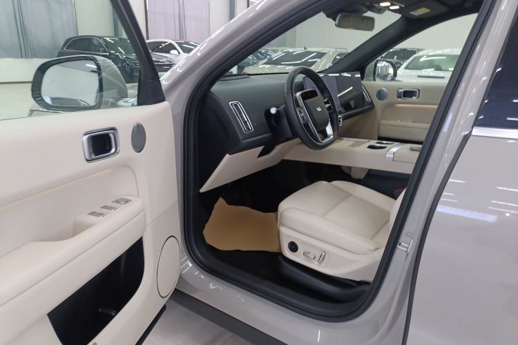 Used Li Auto L6 2024 Max
