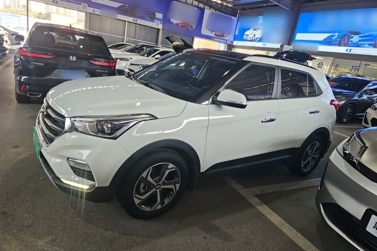 Used Hyundai ix25 2017 1.6L Automatic Smart Version
