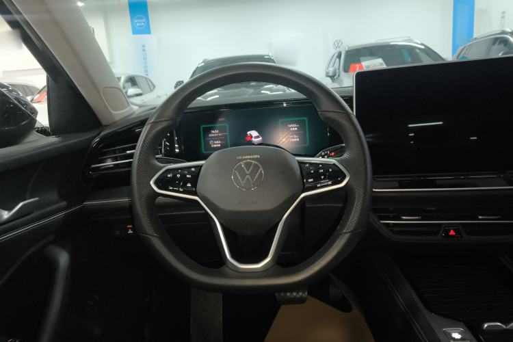 Used Volkswagen Magotan 2024 380TSI DSG Prestige Edition DaMai Package
