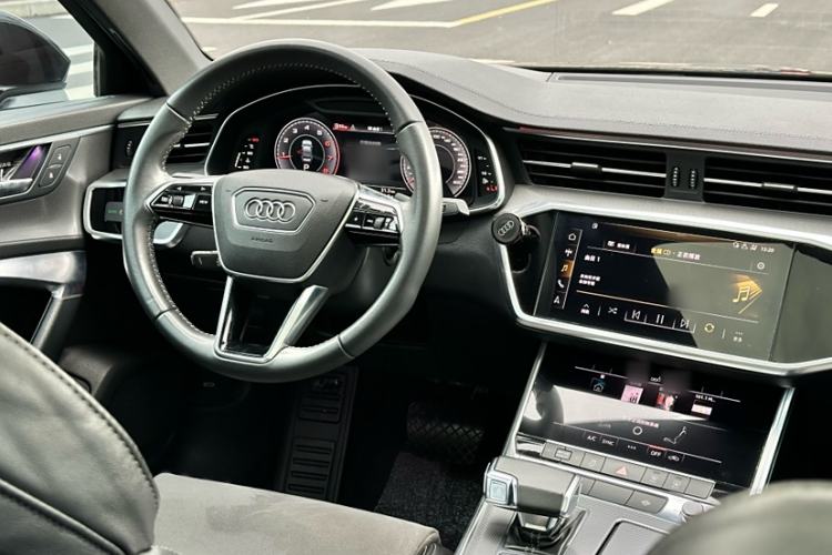 Used Audi A6L 2019 40 TFSI Luxury Dynamic Model

