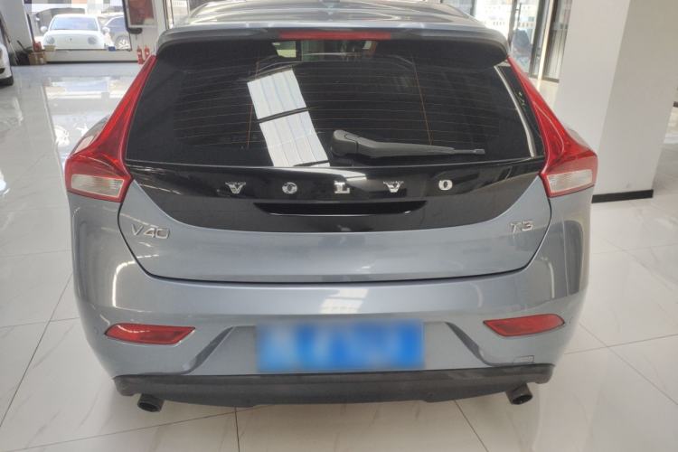 Used Volvo V40 2018 T3 Zhiyi Edition