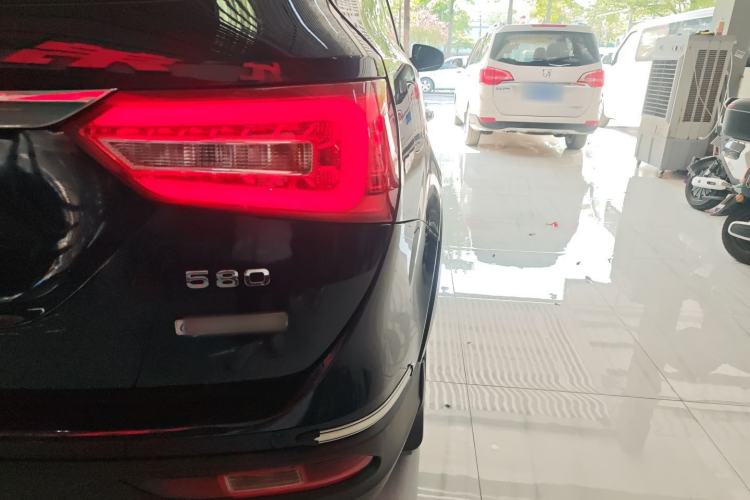 Used Dongfeng Fengon 580 2017 1.8L Manual Comfort Model
