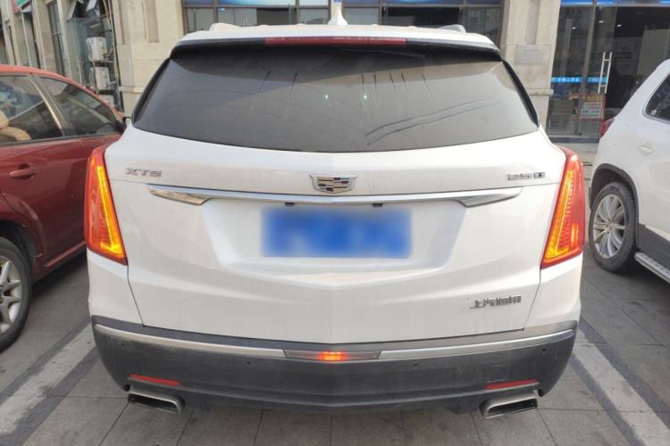 Used Cadillac XT5 2018 25T Luxury Model
