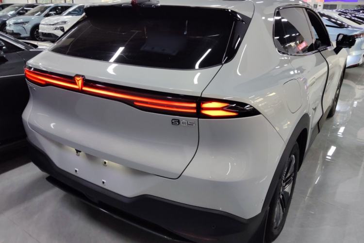 Used  S05 2024 510 Plus Pure Electric Version