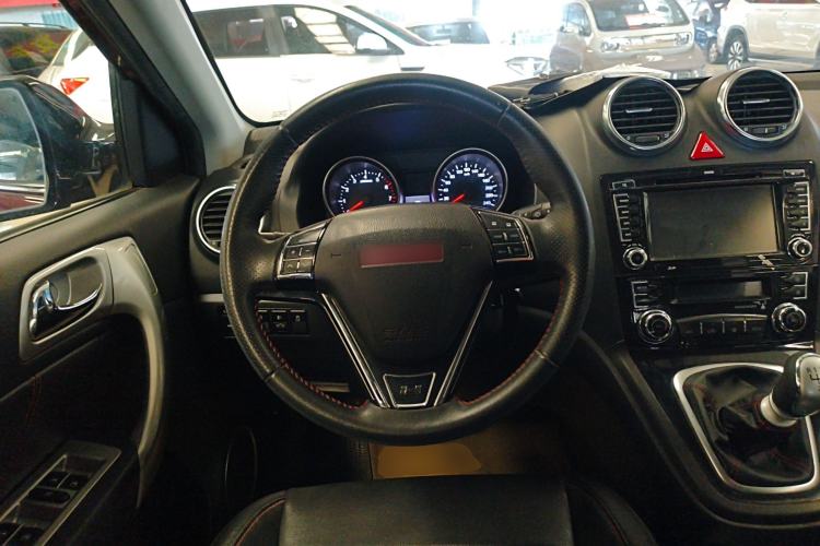 Used Haval H6 2013 Upgraded Model 1.5T Manual Two-Wheel Drive Elite Version
