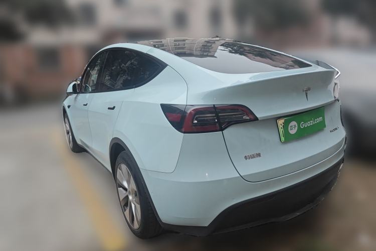 Used Tesla Model Y 2022 Long-Range All-Wheel-Drive Version