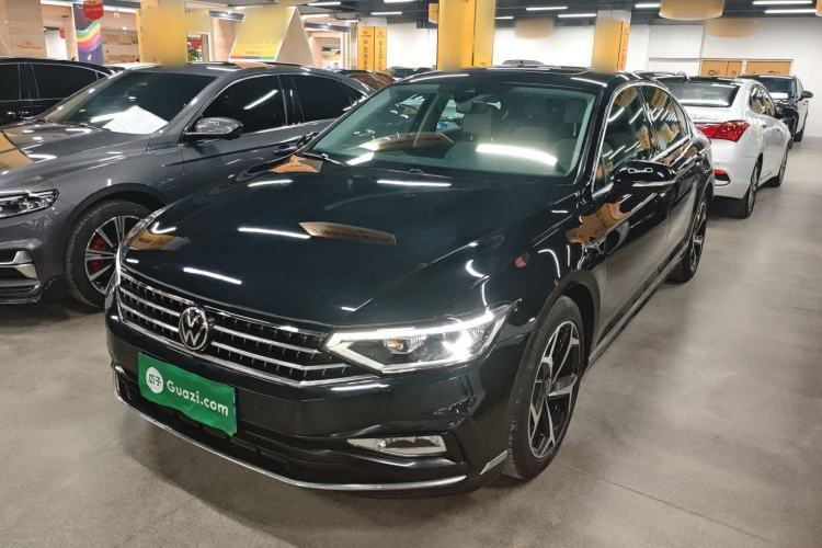 Used Volkswagen Magotan 2023 2 Million Units Commemorative Edition 330TSI DSG Luxury Version