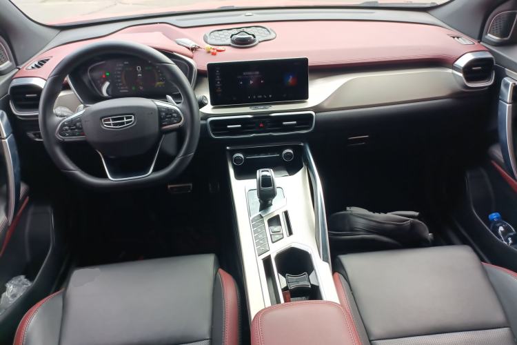 Used Geely Auto Coolray 2019 Sport Model 260T DCT Battle China V Standard