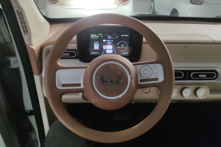 Used Wuling Hongguang MINIEV 2024 3rd Generation 215km Youth Edition
