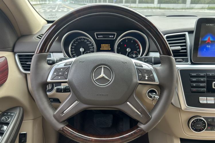 Used Mercedes-Benz M-Class 2015 ML 320 4MATIC