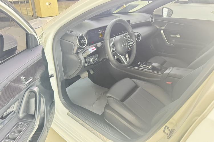 Used Mercedes-Benz A-Class 2021 A 200 L Sport Sedan Fashion Model