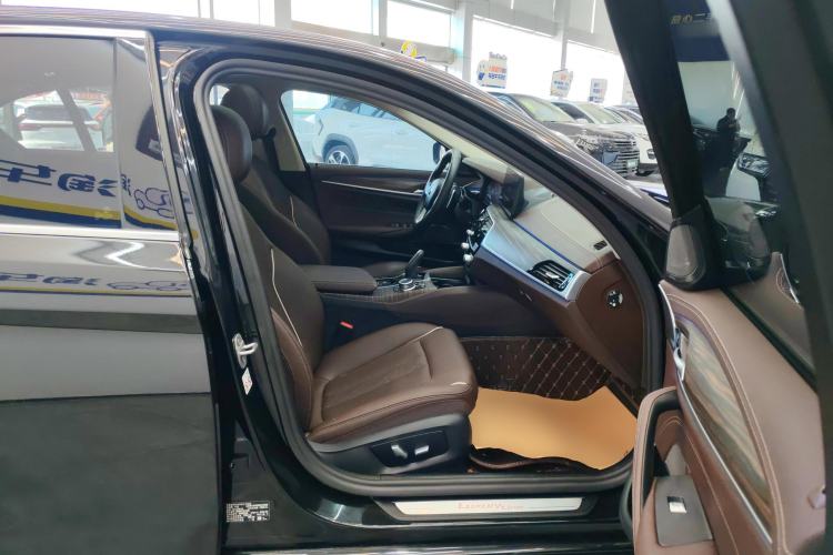 Used BMW 5 Series 2022 Updated 530Li Leading Edition Luxury Package
