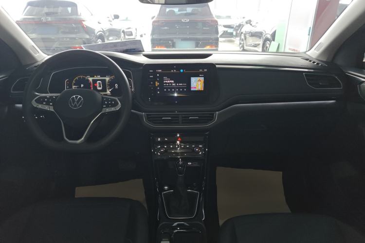 Used Volkswagen Tharu 2025 NewRui 300TSI Prestige Edition
