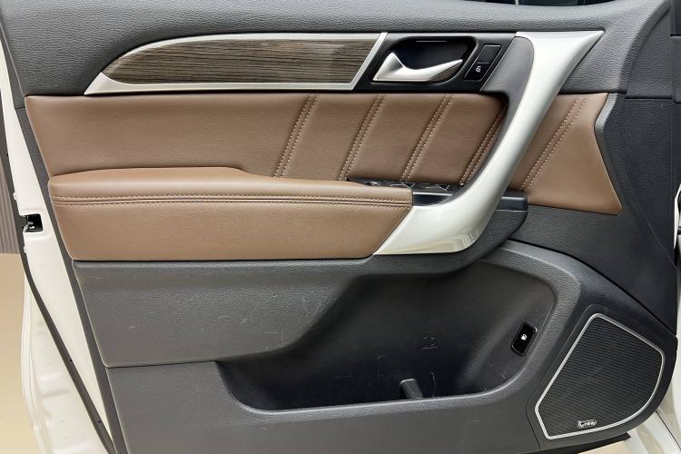 Used Haval H9 2016 2.0T Four-Wheel Drive Luxury 7-Seater
