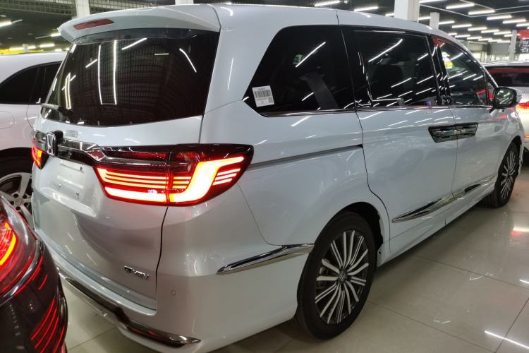 Used Honda Elysion 2024 2.0L eHEV Luxury Edition